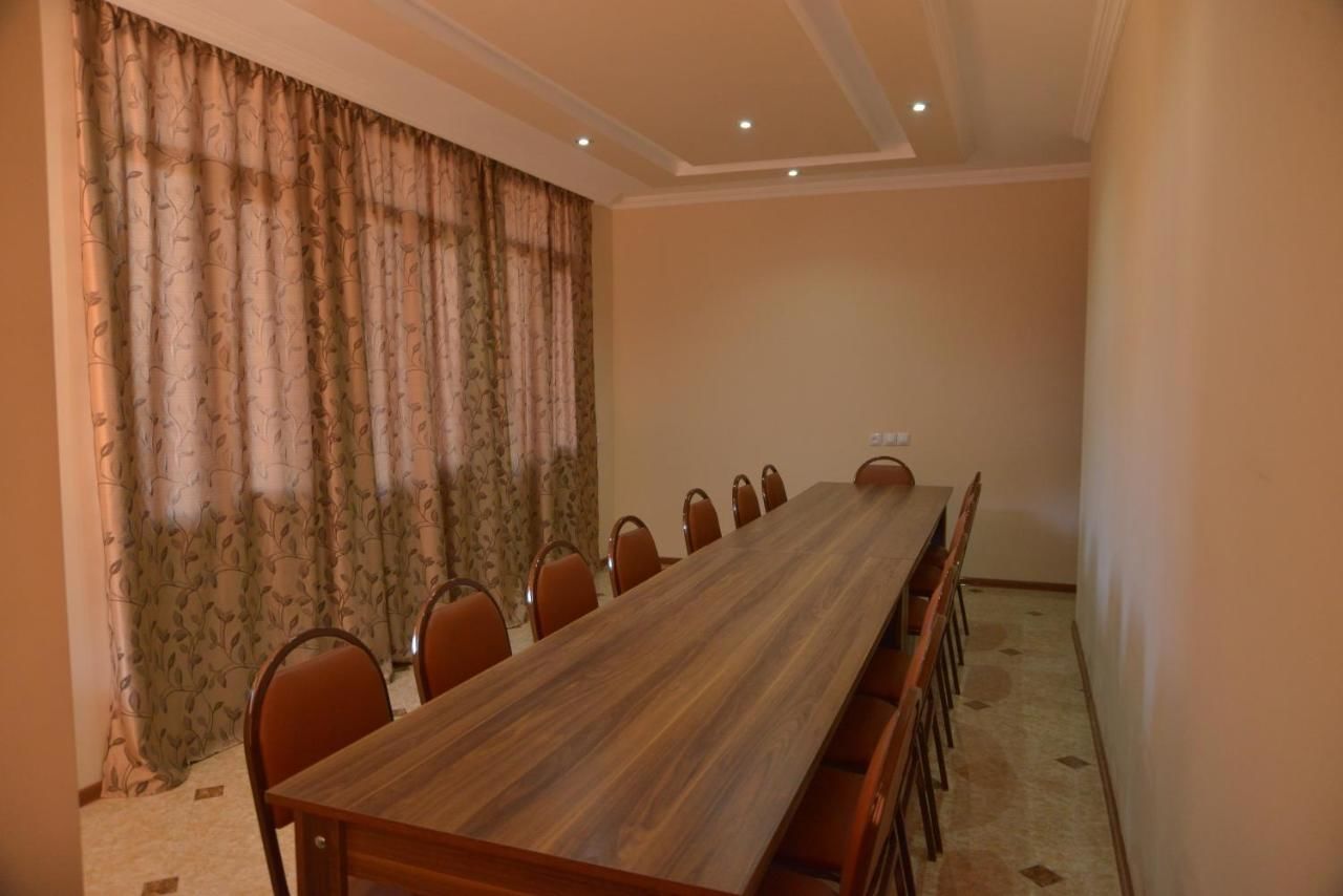 Отель Hotel Imperator Palace Кутаиси-12